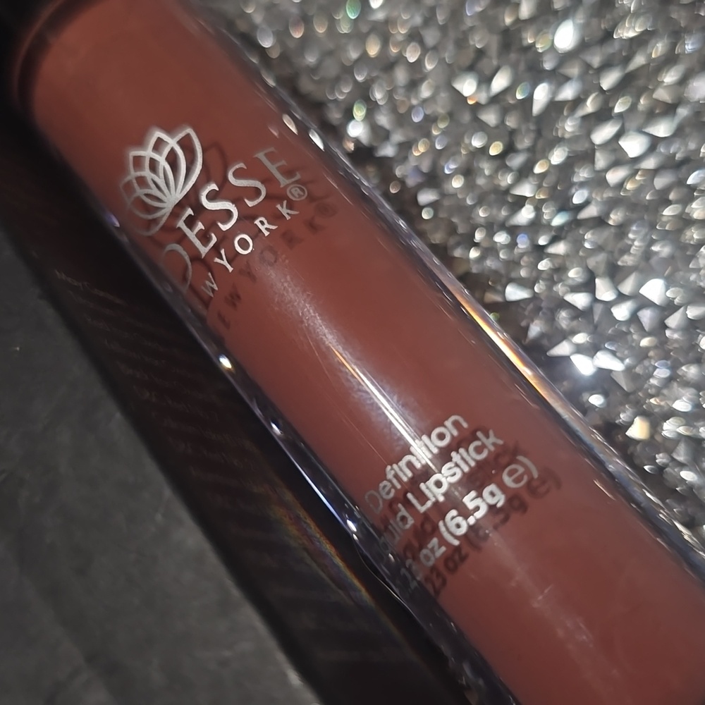 ❇️🧚♀️Adesse New York DISCONTINUED High Definition Liquid Lipstick NWT - Picture 5 of 5